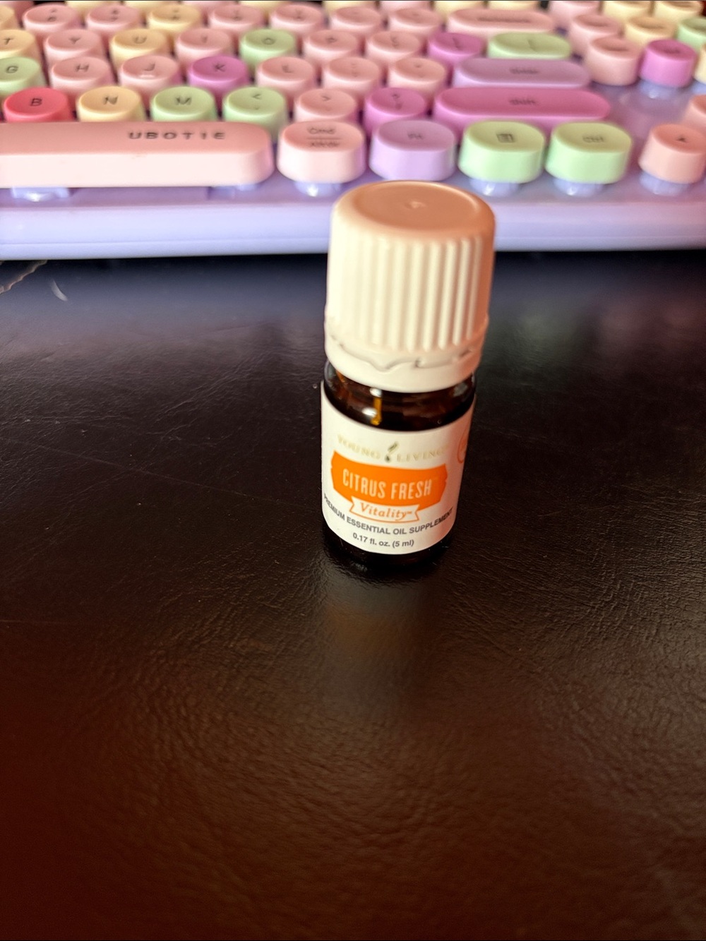 Young Living Citrus Fresh Vitality - White, Orange